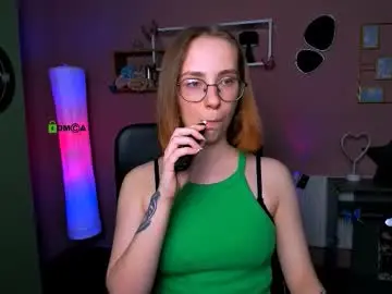 Lina_fox12  live sex cam