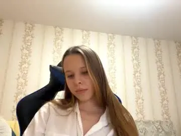 Loisebatley  live sex cam