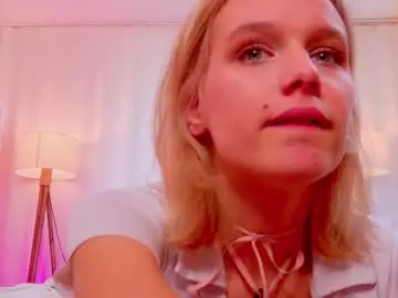 Meowthlilu  live sex cam