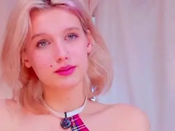 Meowthlilu  live sex cam