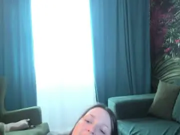 Nelliebev  live sex cam
