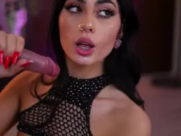 Ravennadarcy  live sex cam