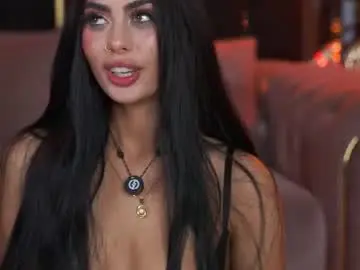 Ravennadarcy  live sex cam