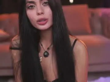 Ravennadarcy  live sex cam