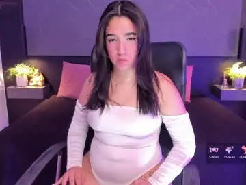 Saraamills  live sex cam