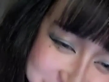 Ash_and_e  live sex cam