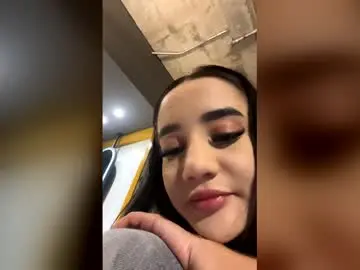 Baby_red27  live sex cam