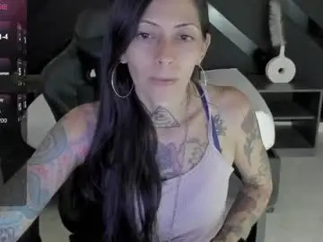 Dark_gotica  live sex cam