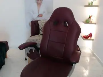 Diva_milf  live sex cam