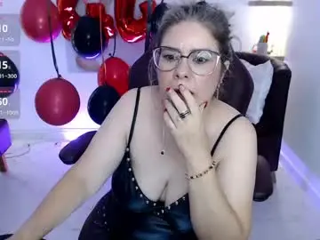 Diva_milf  live sex cam