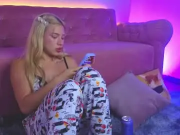 Dollfaceink  live sex cam