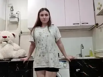 Jeniffervaneck  live sex cam