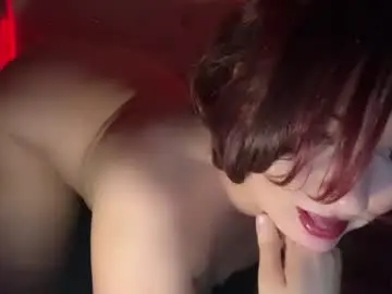 Kateriinaa  live sex cam