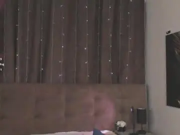 Kristi_thompson  live sex cam