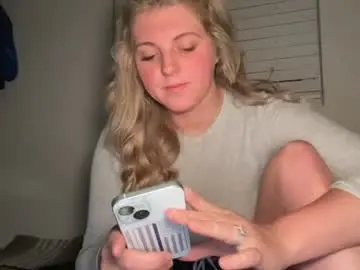 Lindseyluxe  live sex cam