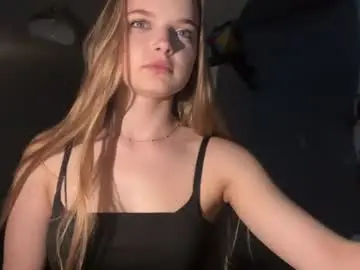 Lladynova  live sex cam