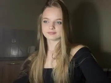 Lladynova  live sex cam
