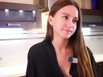 Lovvmenow  live sex cam