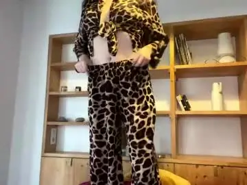 Reganfoersterling  live sex cam