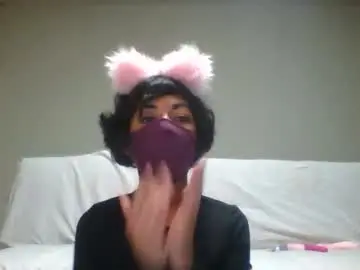 Sluuutykat  live sex cam