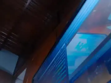 Sussy1902  live sex cam
