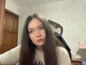 Taynagilkey  live sex cam