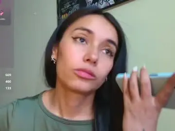 Vallery_evanss  live sex cam