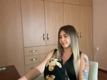 Wansiering  live sex cam