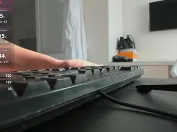 Yuki_mii  live sex cam