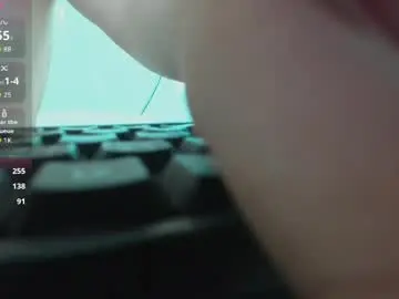Yuki_mii  live sex cam