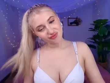 Evacadooo  live sex cam