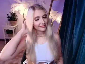 Evacadooo  live sex cam