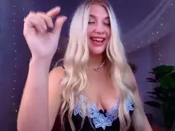 Evacadooo  live sex cam