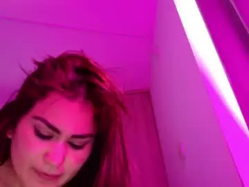 Evva_foxxy  live sex cam