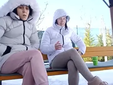 Hotfallinganna  live sex cam