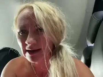 Kira_saning  live sex cam