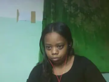 Larissa645771  live sex cam