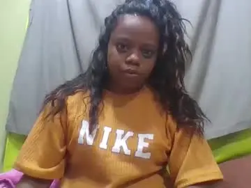 Larissa645771  live sex cam