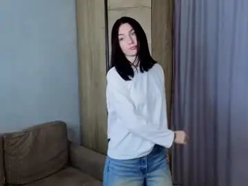 Maevynraye  live sex cam