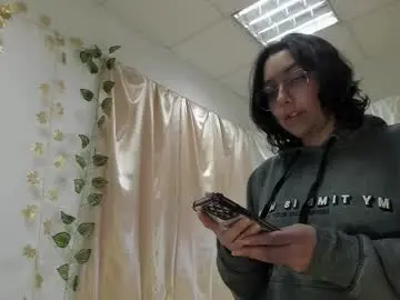 Milie_yue206028  live sex cam