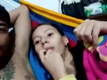 Saralean604  live sex cam