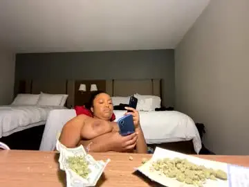 Spoilprincesschloee  live sex cam