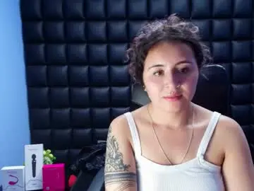 Tiny_love_  live sex cam