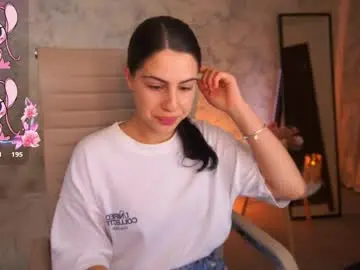 Twix_ten  live sex cam
