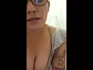 Everydayistrivefoward  live sex cam