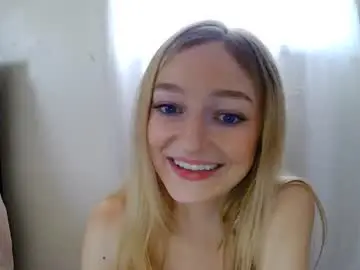 Fitblondeprincess  live sex cam