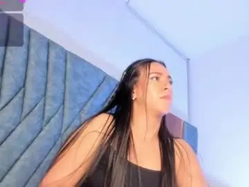 Hillary_smile  live sex cam