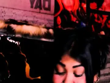 Indian_dreamgirl  live sex cam