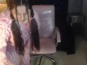 Kamylabiker  live sex cam