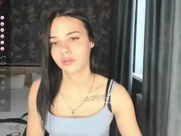 Kseni_a  live sex cam